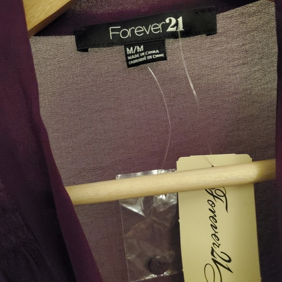 NWT, Forever 21, Plum bow tie blouse. - Picture 5 of 6